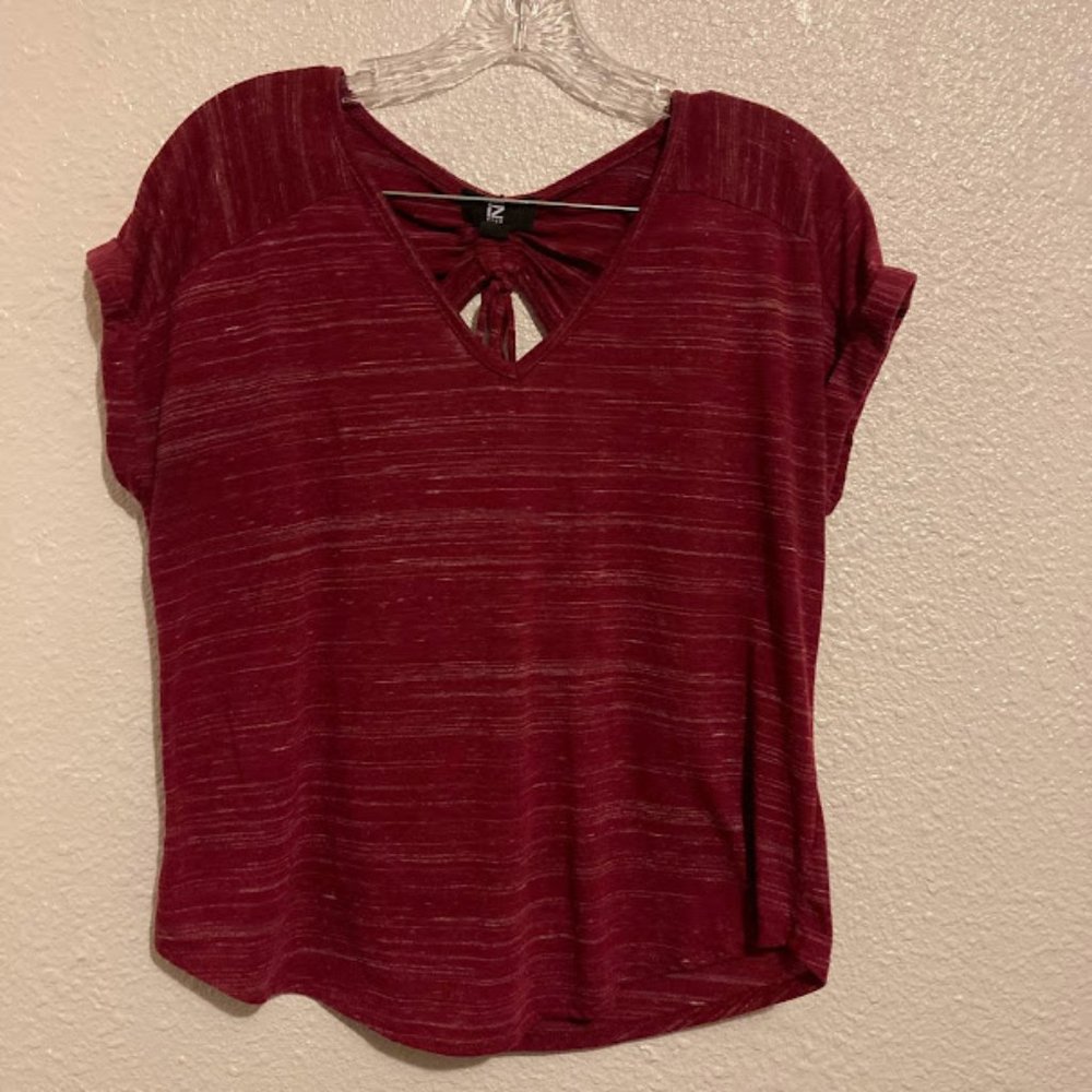IZ Byer women's large burgundy top